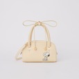 【PEANUTS×FURLA】「フルラ ポピー ミニ ドーム」¥49,500(税込み)、W21 x H11 x D7cm(全4色)
