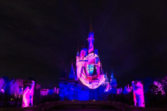 東京ディズニーランド「Reach for the Stars」