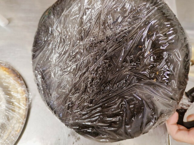 【こげとりぱっとビカ 万能タイプ】放置後も、焦げすぎの鍋は見た目に変化はわかりません