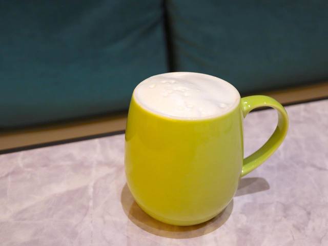 コットンミルクラテ 580円（税別）