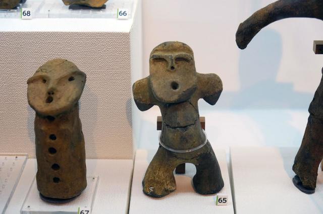 板橋区赤塚城址貝塚から出土したハート型土偶