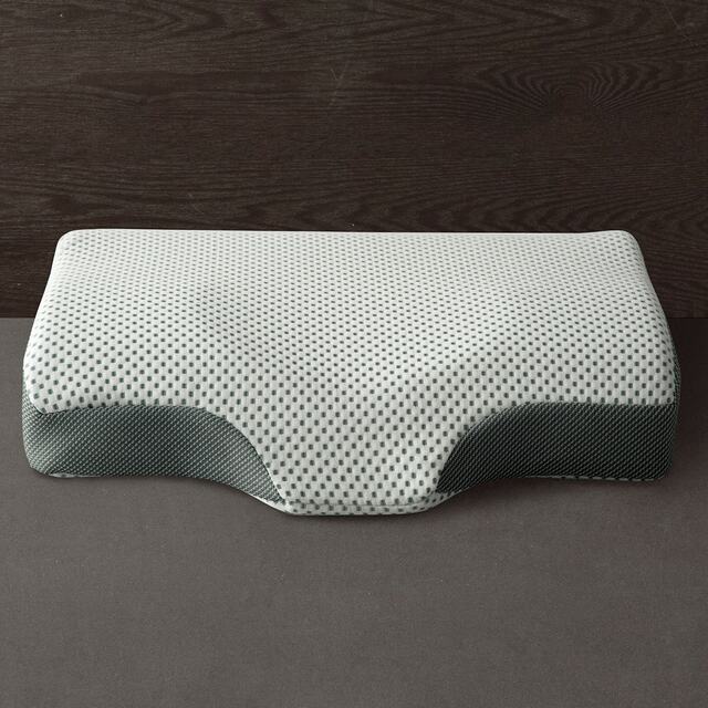 【ニトリ デコホームの生活雑貨売上ランキング 3位】「横向き寝がラクなまくら(フィット2 LOW)」2,990円(税込)