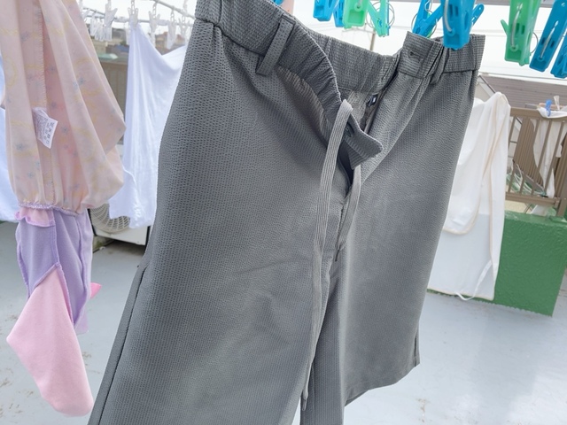 【ワークマン シアサッカーストレッチショートパンツ】シワになりにくいのも魅力！脱水して干すだけで新品同様にハリ感が戻って驚きました