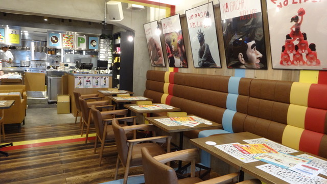 パンダの穴喫茶展／店内のようす