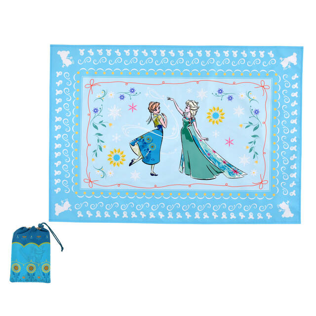 アナ＆エルサ レジャーシート ポーチ入り FROZEN FEVER 2,000円