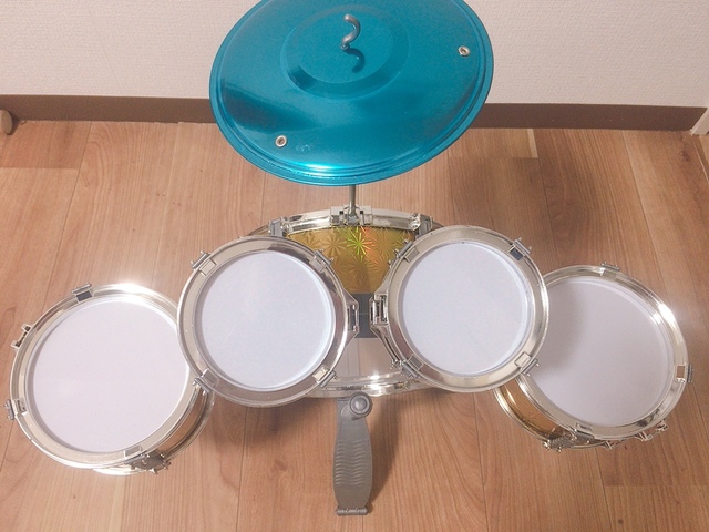【ammoon ミニドラムセット】子どもは喜んで叩いてくれました
