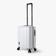 「BRIEFING トラベルキャリーケースホワイト」64,900円（税込）