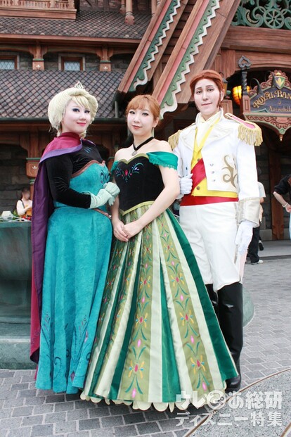 ディズニー・ハロウィーン】新エリアの「フル仮装」ゲストさんがステキ