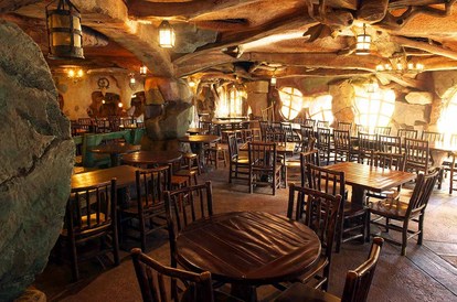 Tdlレストラン特集 知らなきゃ損 真夏に嬉しい 涼しくて ゆったり食事ができる穴場スポット 2選 2 2 ディズニー特集 ウレぴあ総研