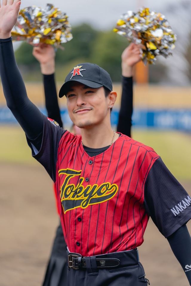 「中目黒リュージーズ vs グレープカンパニー 草野球対決」（C）CL