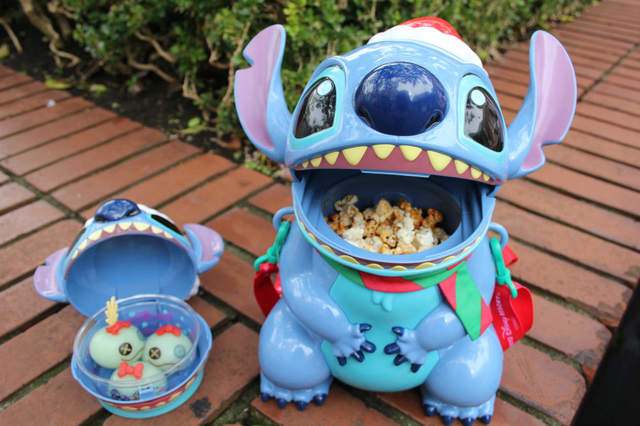 スティッチのスーベニア付きメニュー