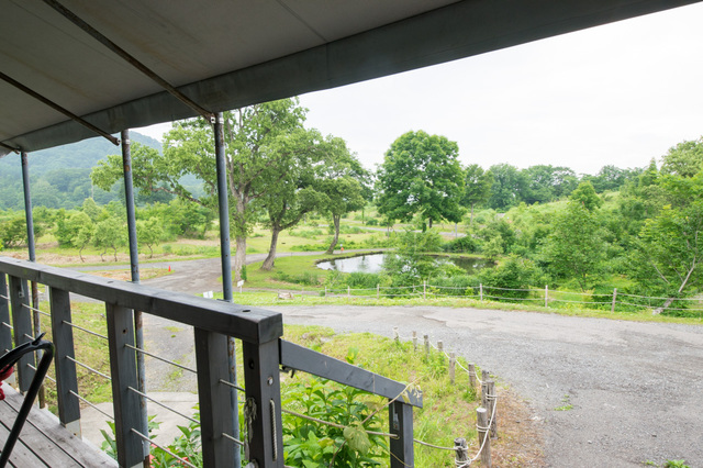 センターハウスからの風景｜無印良品「津南キャンプ場」