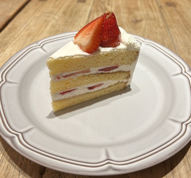 「すぱじろう」イチゴのショートケーキ/660 円