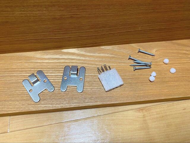 【ニトリ L型ウォールシェルフ アルブル 60cm(ナチュラル)】こちらも組み立ては簡単