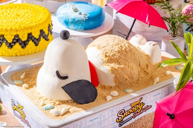 「ビーチでお昼寝スヌーピー」<大人5,600円>【夏のスイーツビュッフェ「Snoopy Summer Beach Time」】