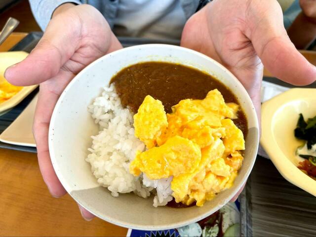 【ココス 朝食バイキング】絶対おいしいスクランブルエッグカレー。アレンジも楽しめます
