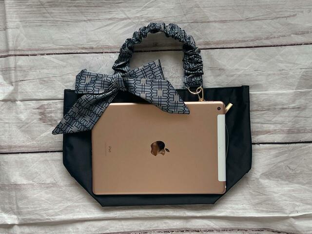 iPadも入るサイズ感です