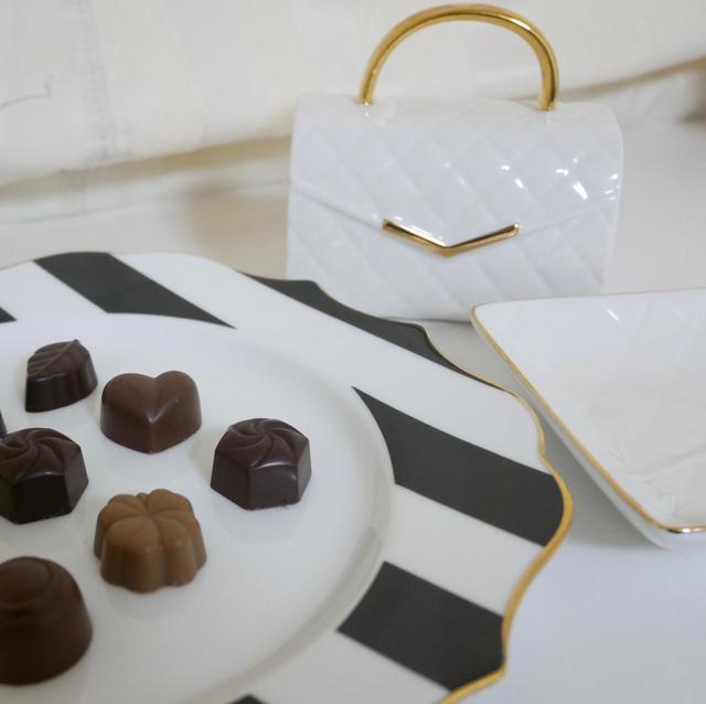 アドームプレート（1,500円税込）とマグ＆プレート（各900円税込）