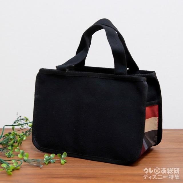 『sweet』2021年5月号｜特別付録「BLUE LABEL CRESTBRIDGE[ブルーレーベル・クレストブリッジ]ミッキーデザインのインテリアバッグ」