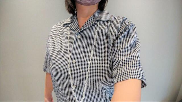 【ワークマン シアサッカーストレッチ 半袖シャツ】ボタンを閉めても窮屈感なし