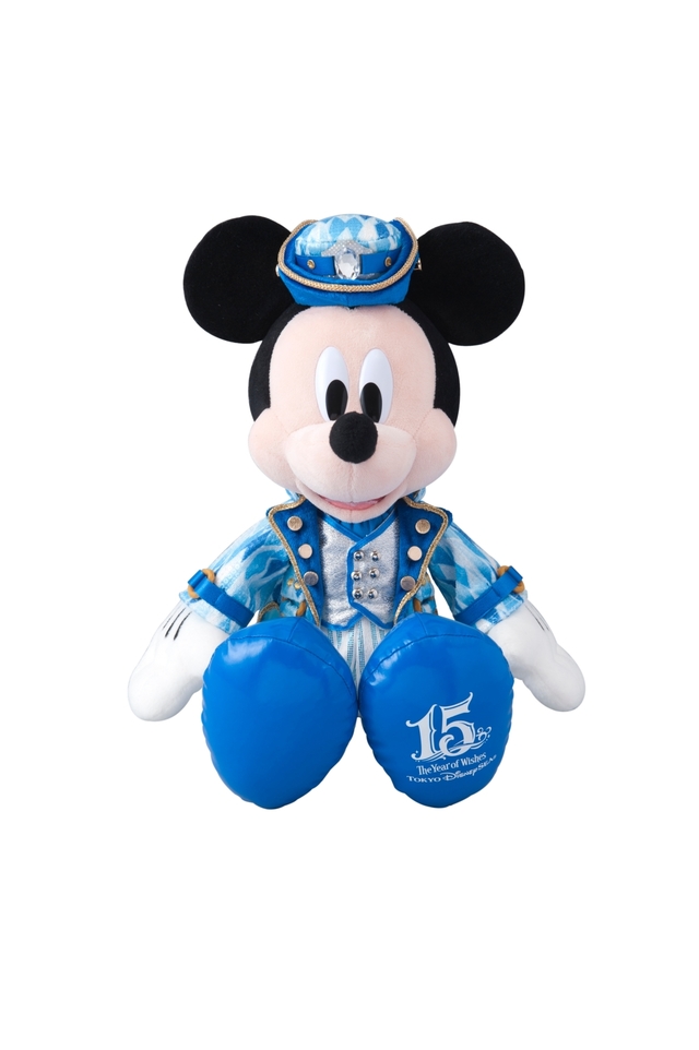 ぬいぐるみ(ミッキーマウス)¥5,000 ※高さ約27cm(座った状態)|「東京ディズニーシー15周年 “ザ・イヤー・オブ・ウィッシュ” ~グランドフィナーレ~」スペシャルグッズ