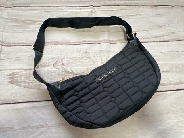 三日月形がかわいい♪