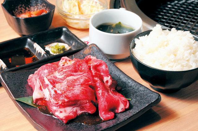 焼肉・すき焼き 純 エビスタ西宮店　和牛赤身切り落とし定食