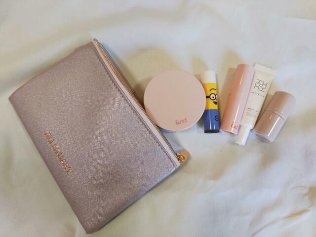 合皮で柔らかく、見た目以上に入る！