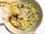 【ローソン 鶏だし香る具付き醤油ラーメン】だしの香りがとっても上品！