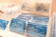 【「誕生50周年記念 ノンタン ずっとともだち!!!」展】ノンタン およぐのだいすき ミニポーチ(各1,500円)/濡れても大丈夫なビニール生地で、バッグやリュックに付けて持ち歩けるポーチ