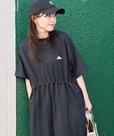 【KELTY×FREAK'S STORE「別注 ウエスト ドローコード ワンピース」￥9,999】ボディラインを拾わないオーバーサイズシルエット