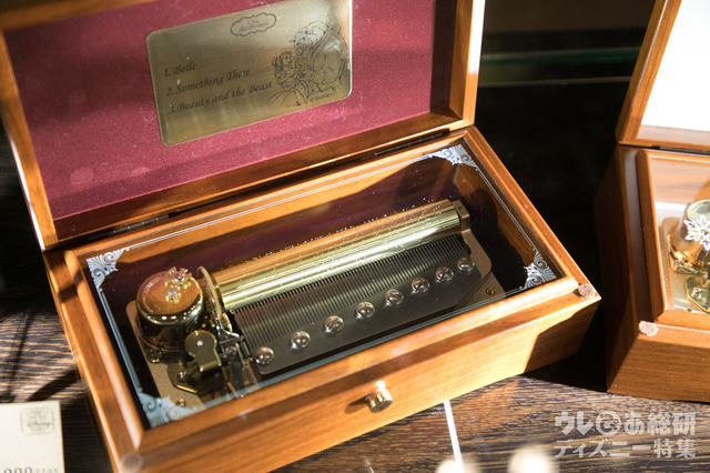 ディズニー72弁オルゴール 180,000円｜ディズニー・アート展