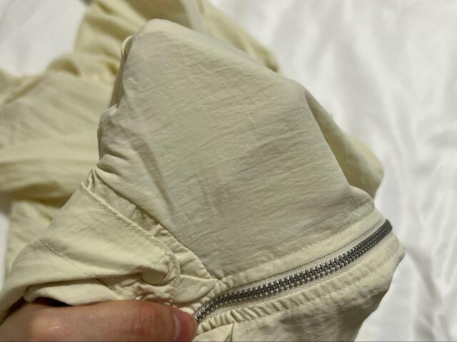 【ワークマン　レディース撥水ギャザージャケット】薄めの生地で、インナーは透けるので注意