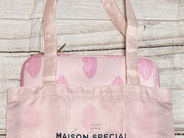 14インチまで収納できるPCケースを入れてみましたが、余裕で収納できました!