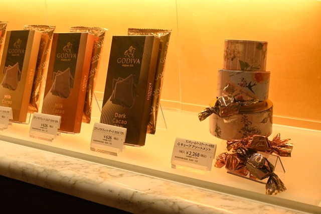 【ゴディバ】「ゴディバ 帝国ホテルアーケード」ディスプレイ