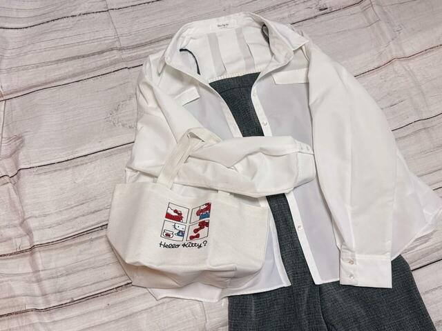 カジュアルコーデに合わせるのがおすすめ！