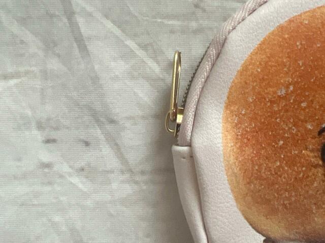 シボ感のあるレザー調のPVC素材