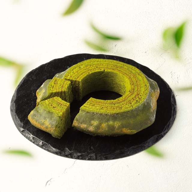 【東京ギフトパレット】抹茶のハードバウム　1ホール 税込1,944円（茶の環）／販売期間：通年