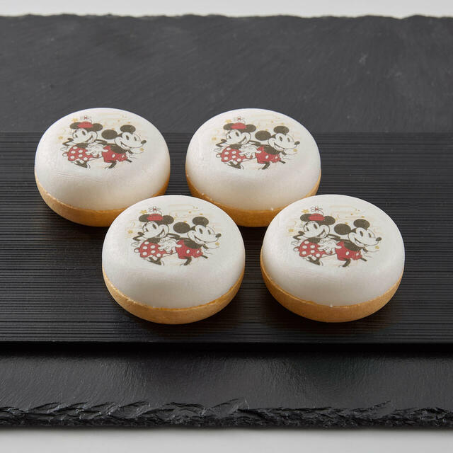 おせち・三段重「ミッキー&ミニー」|27,900 円(税込)