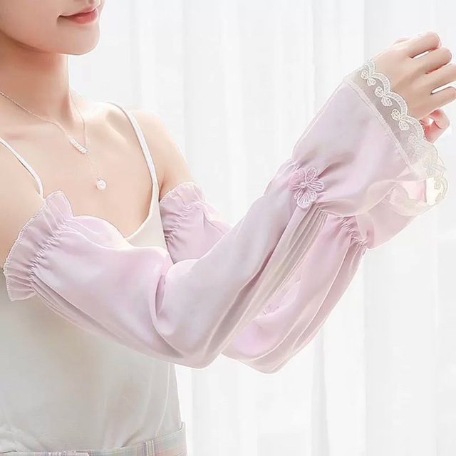 【GAACAL】「お守りリボン」リボン付き日除けスリーブ フェミニンなモチーフがかわいい