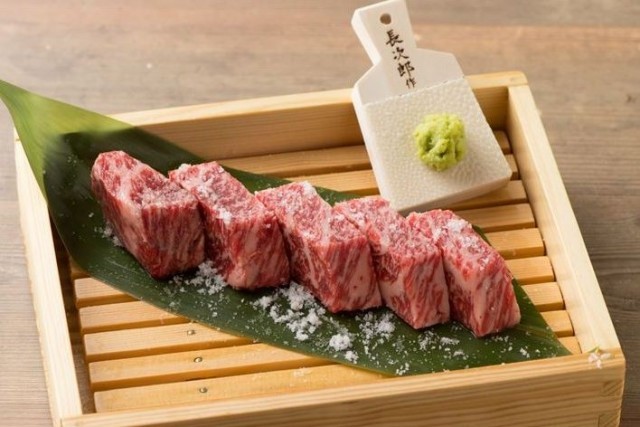 『五島市公認　焼肉　黒バラモン』