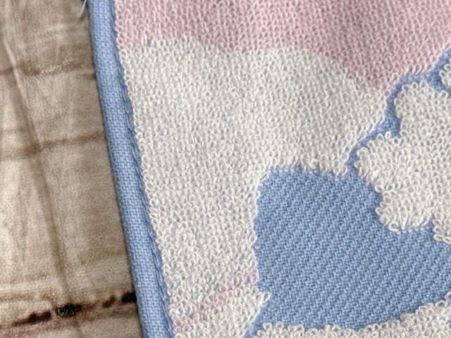 素材は綿100％。ふわふわの手触りでしっかり厚手！