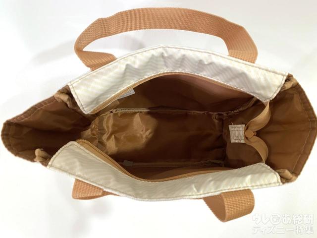 「ダッフィー&フレンズのSay cheese!」スーベニアランチケース