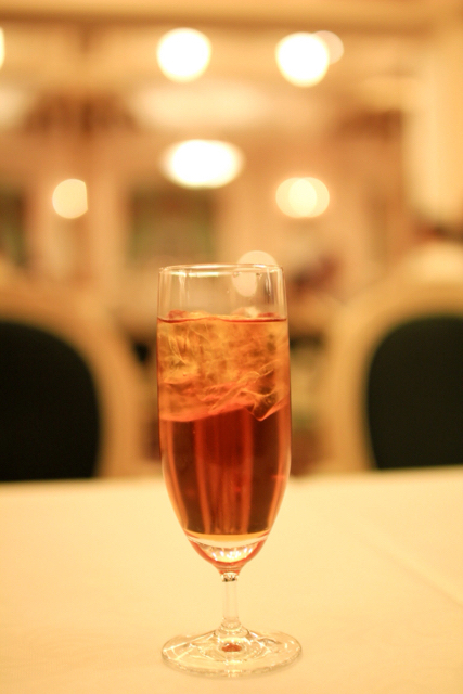 ソフトドリンクはおかわり自由です