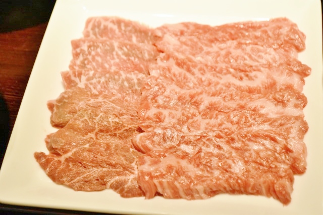 脂の乗りがほどよくてやわらかなローストカルビ