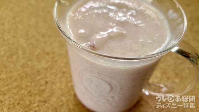 ベイマックスのビーカーマグでフルーチェ