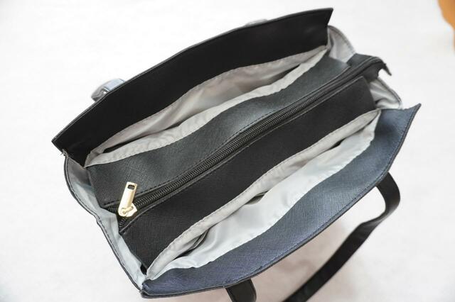 3層に別れていて荷物の仕分けがしやすい