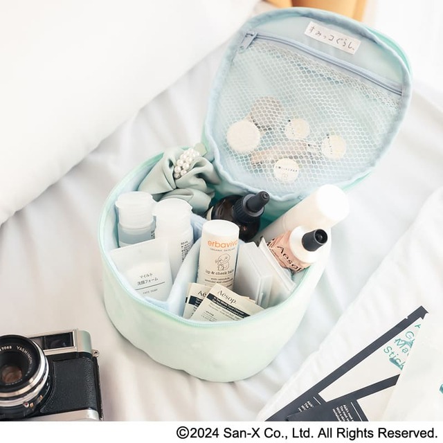 『すみっコぐらし ふわふわおすわりポーチ とかげver.』爽やかなブルーもかわいい