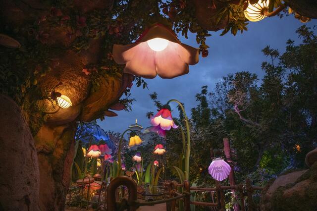 東京ディズニーシー「ファンタジースプリングス」内「フェアリー・ティンカーベルのビジーバギー」