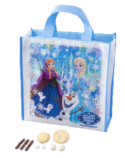 菓子詰め合わせ ¥900 ※内容量 おせんべい（しお味）30g（標準12枚）、ホワイトチョコクッキー18g×2袋、ラムネ6g×2袋、ビスケットボール（チーズケーキ風味）6g×2袋、パフチョコレート16本（4本×4袋）｜TDL「アナとエルサのフローズンファンタジー」2016